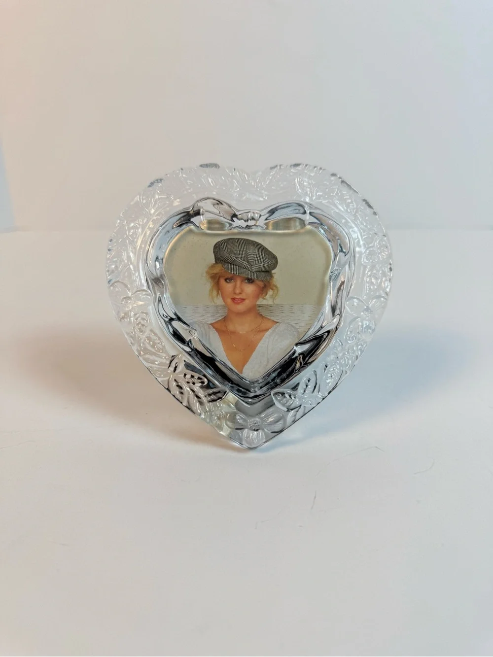 Heart-Shaped Clear Glass Photo Frame - Clear